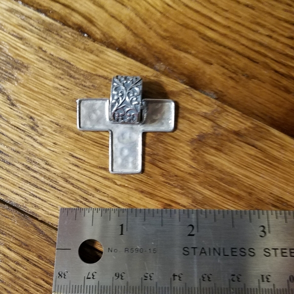 Silpada Sterling Silver Filagree Cross Pendant - Picture 3 of 6